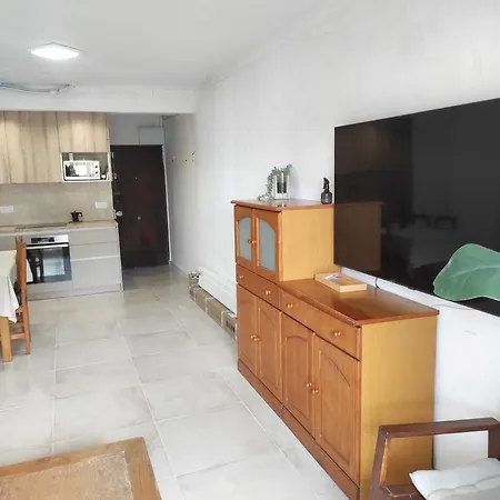 Apartamento En El Centro De Esglesia Апартаменти *